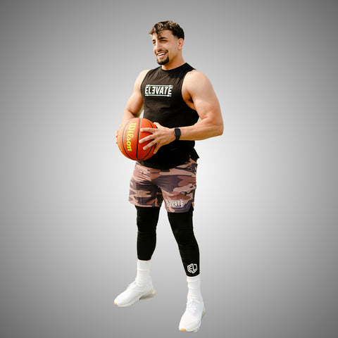 2 in 1 - Camo shorts with black compression